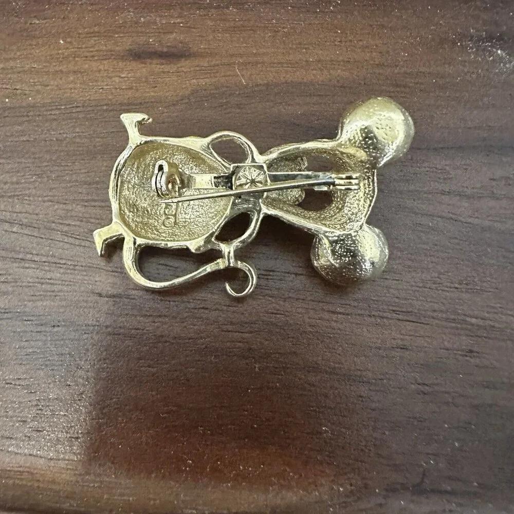 Vintage Gerry's Mouse Brooch 1970s Pin Gold Tone Pendant‎ Signed